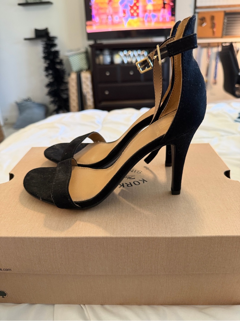 Material Girl Black Faux Suede Ankle Strap Stiletto Heels Gold Buckle Size 6